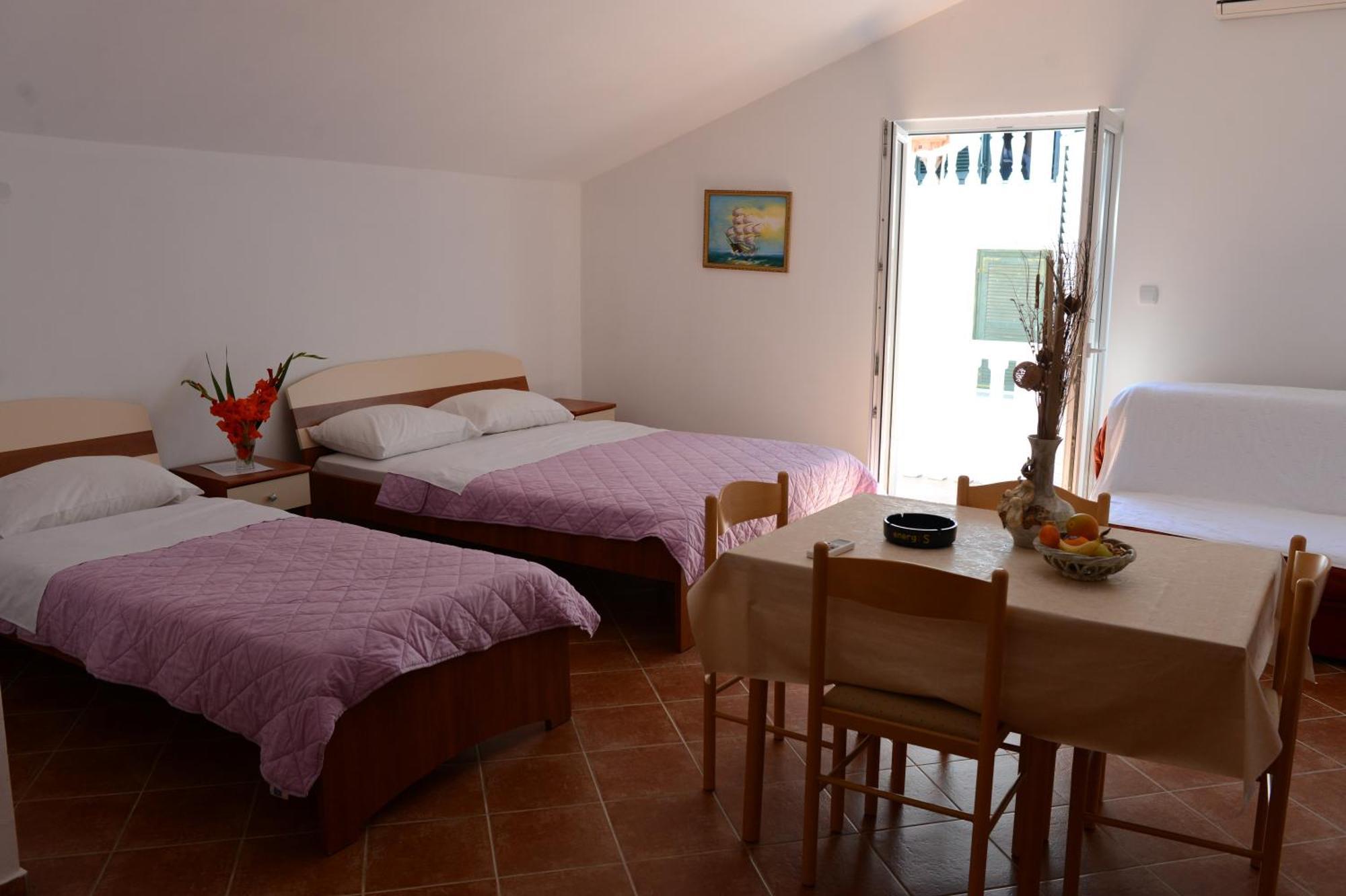 Apartments Vila Lazarevic Tivat Kamer foto